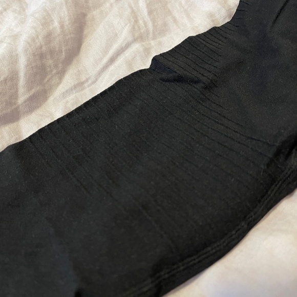 Workout Leggings - Picture 3 of 4